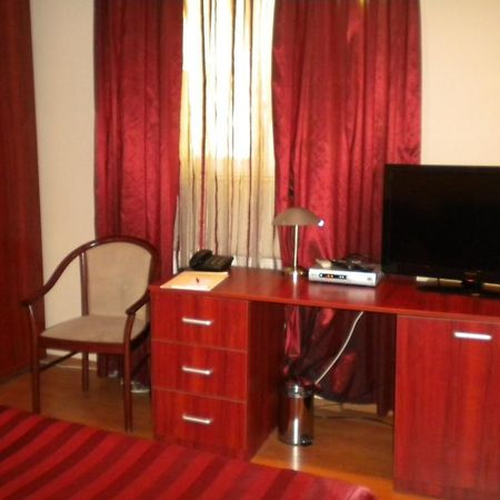 Hotel Ary Cluj-Napoca Luaran gambar